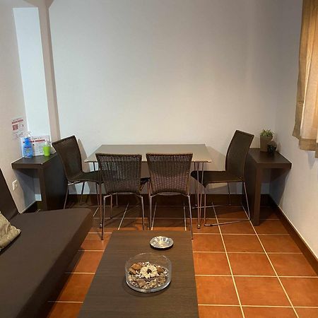 Apartamento Con Aire Acondicionado Muy Cerca De La Cadiz Bagian luar foto