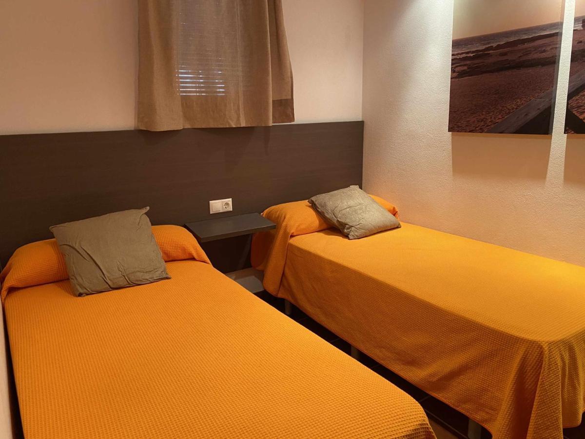 Apartamento Con Aire Acondicionado Muy Cerca De La Cadiz Bagian luar foto
