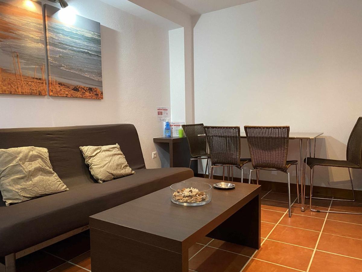 Apartamento Con Aire Acondicionado Muy Cerca De La Cadiz Bagian luar foto